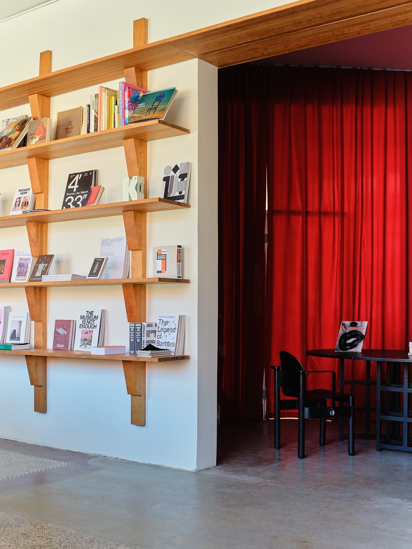 Simone Book Services in Copenhagen