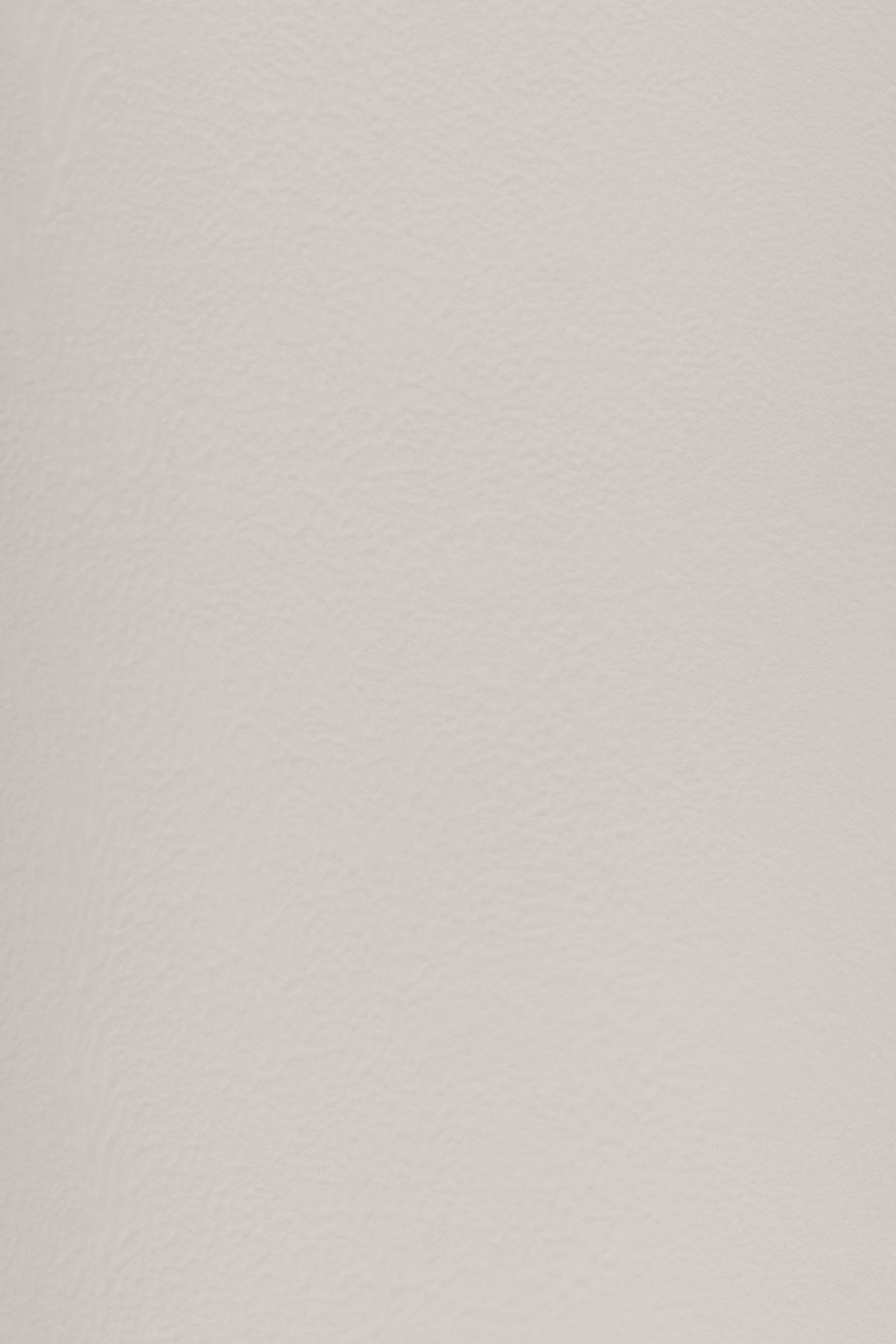Essential 07 Morning Grey by Blēo