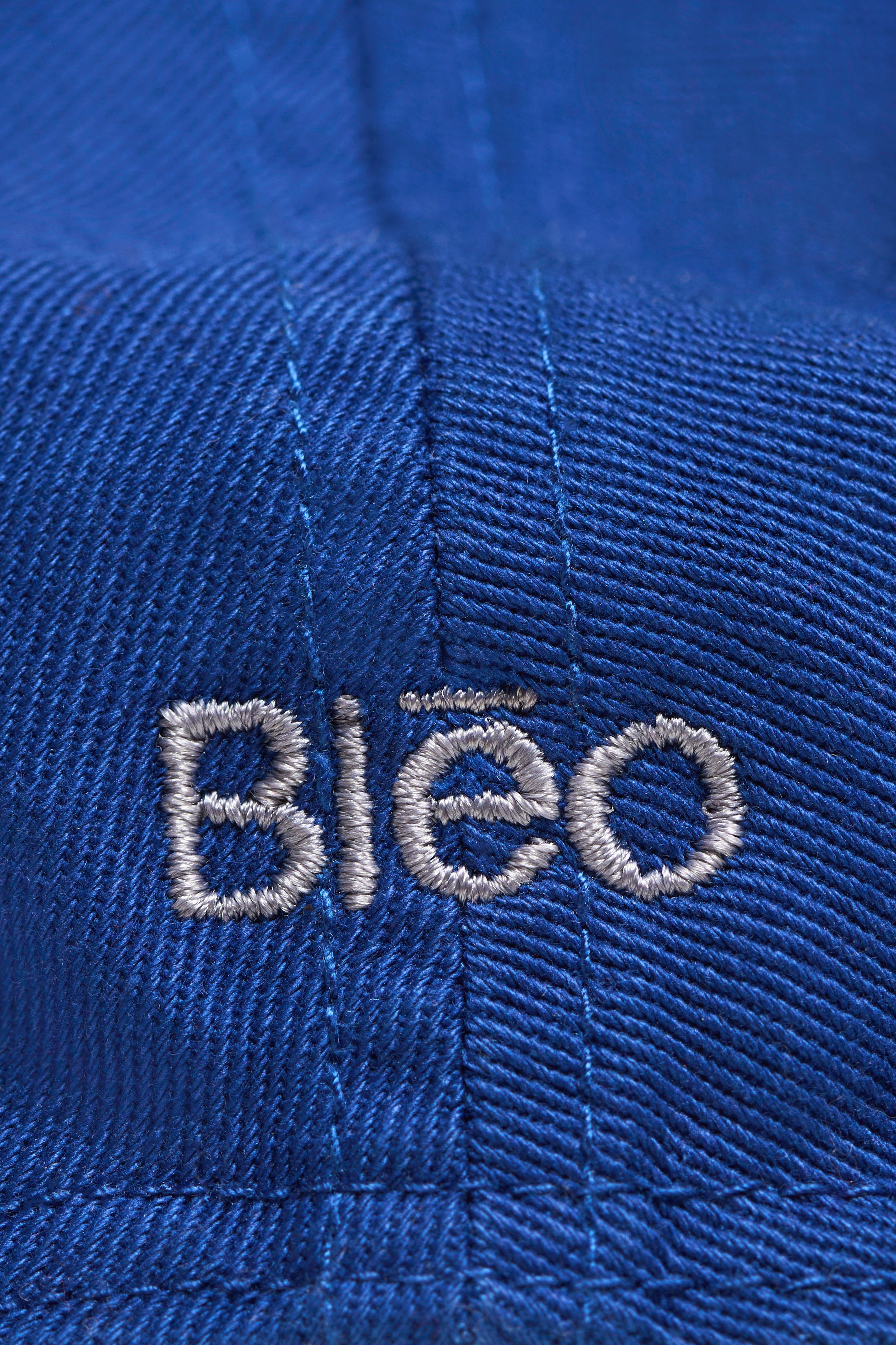 Everywhere is Colour Cap 04 Dark blue by Blēo