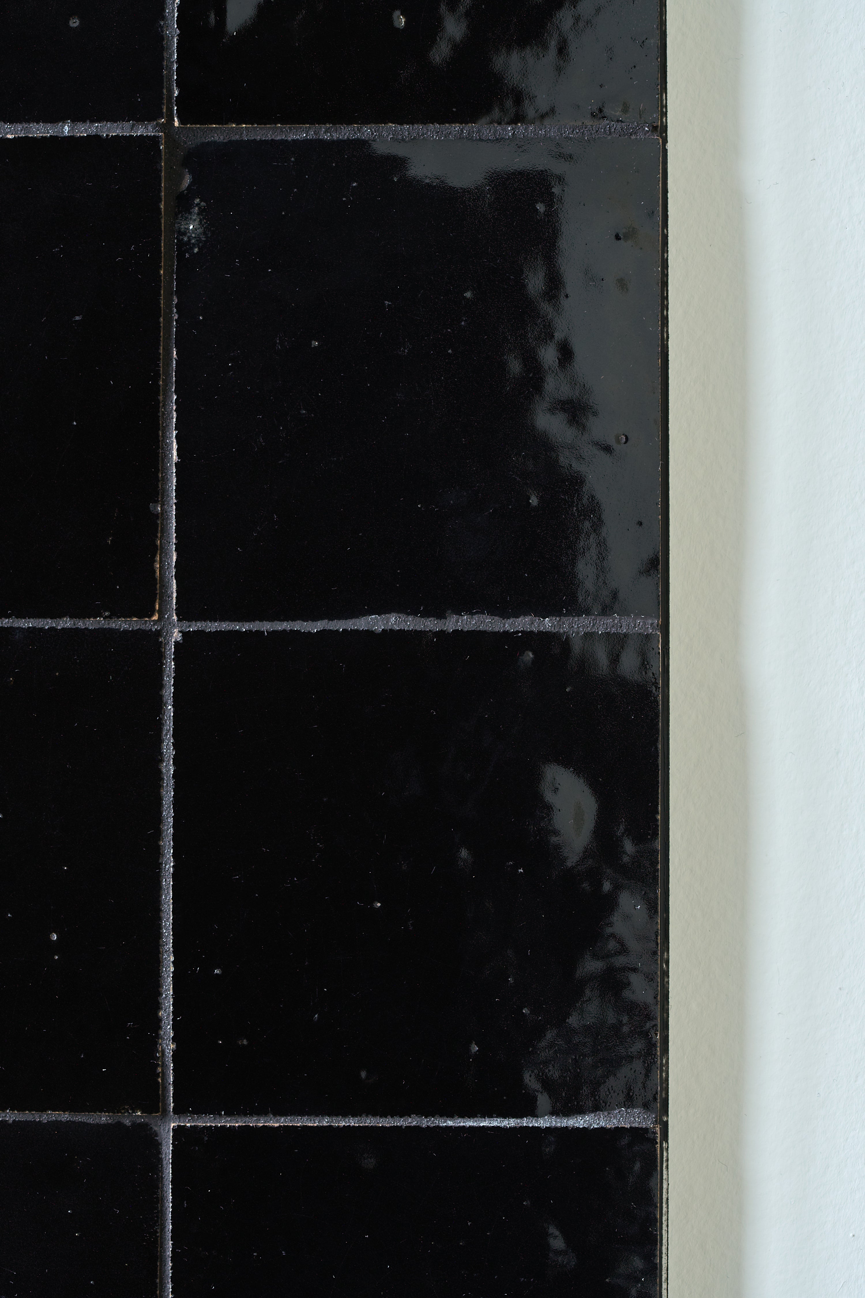 MU SE 07 Black Tile by Muller Van Severen