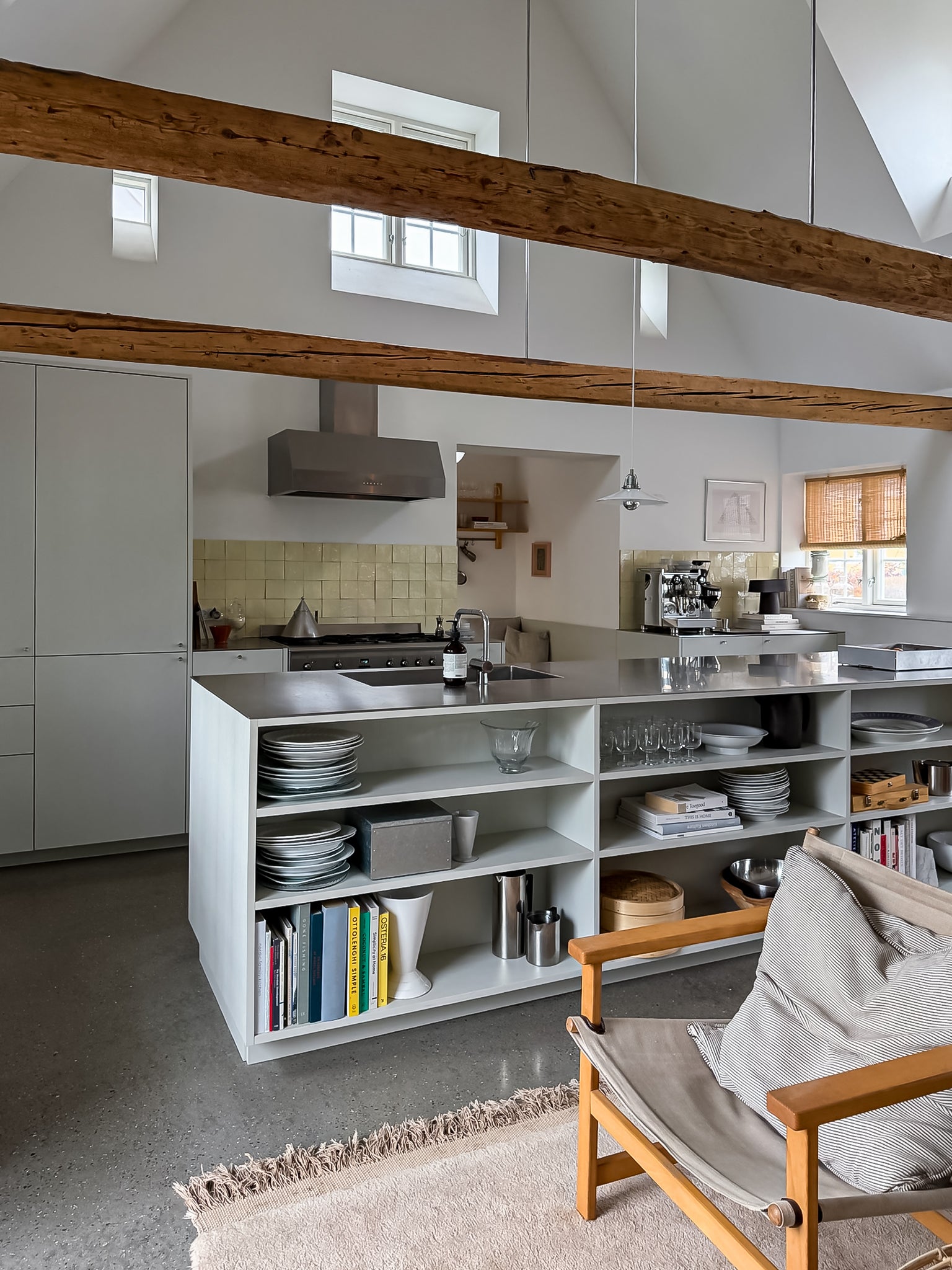 MU SE 08 Vanilla Tile by Muller Van Severen