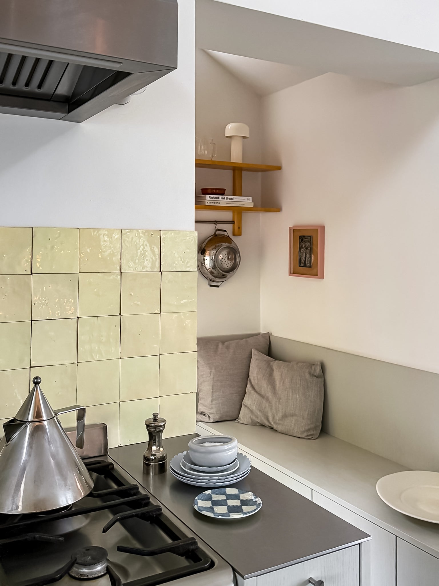 MU SE 08 Vanilla Tile by Muller Van Severen