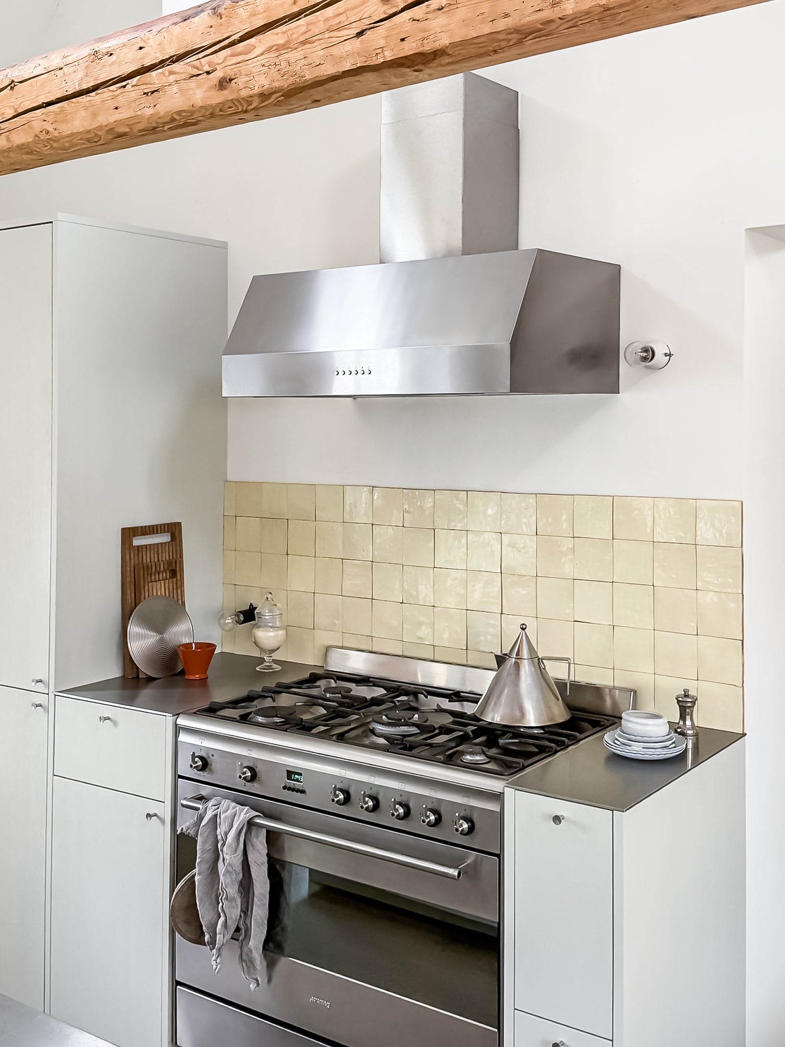 MU SE 08 Vanilla Tile by Muller Van Severen