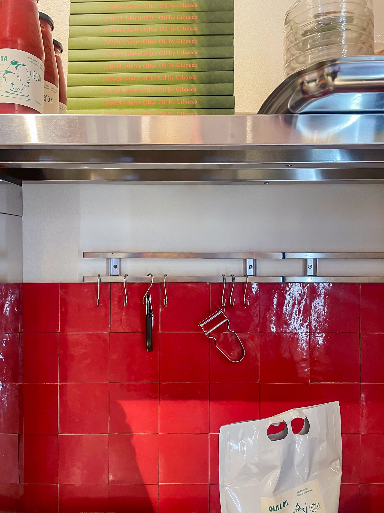 MU SE 10 Red Tile by Muller Van Severen